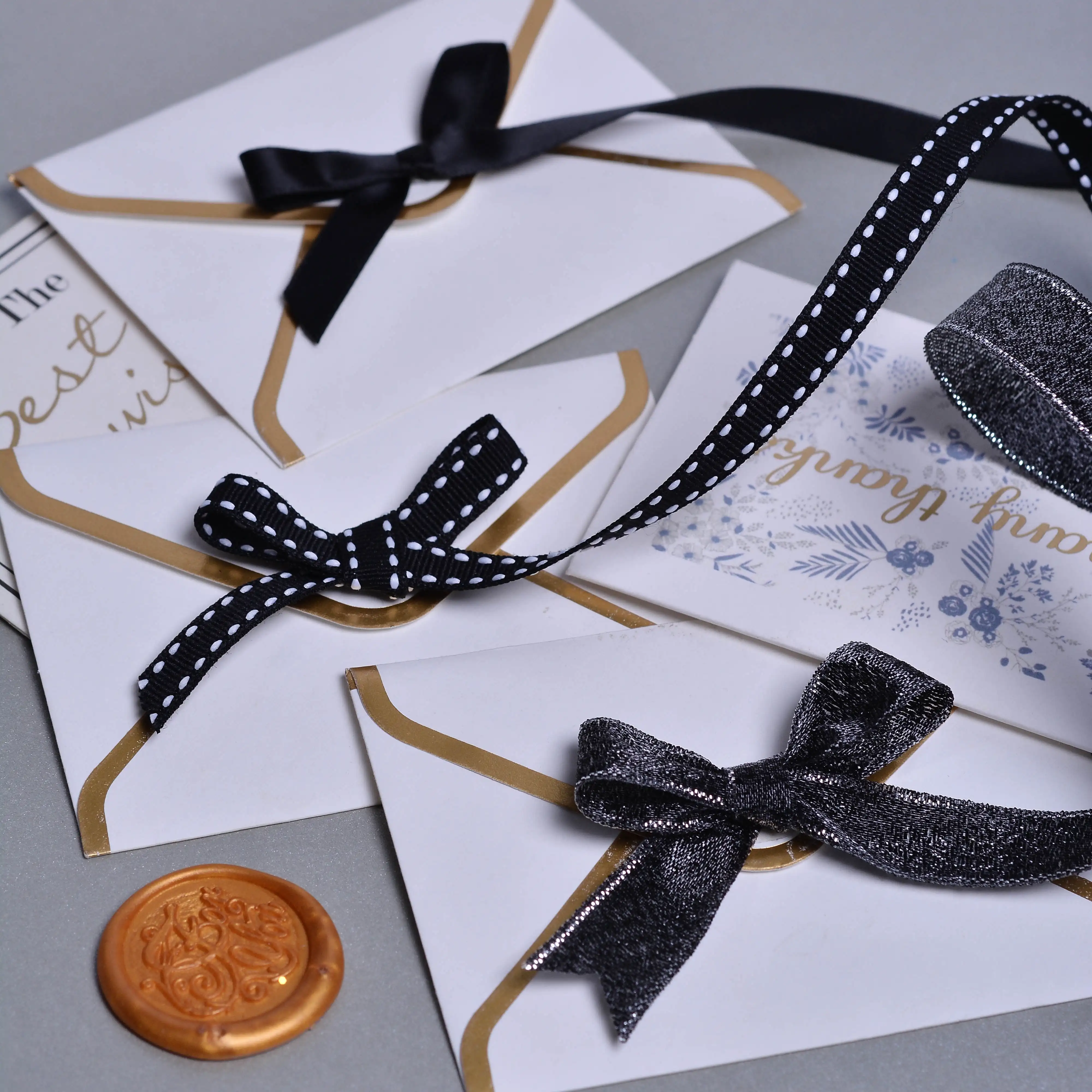

Yama Ribbon, Black Ribbon Tower, 8 Unique Ribbons, 96 Feet