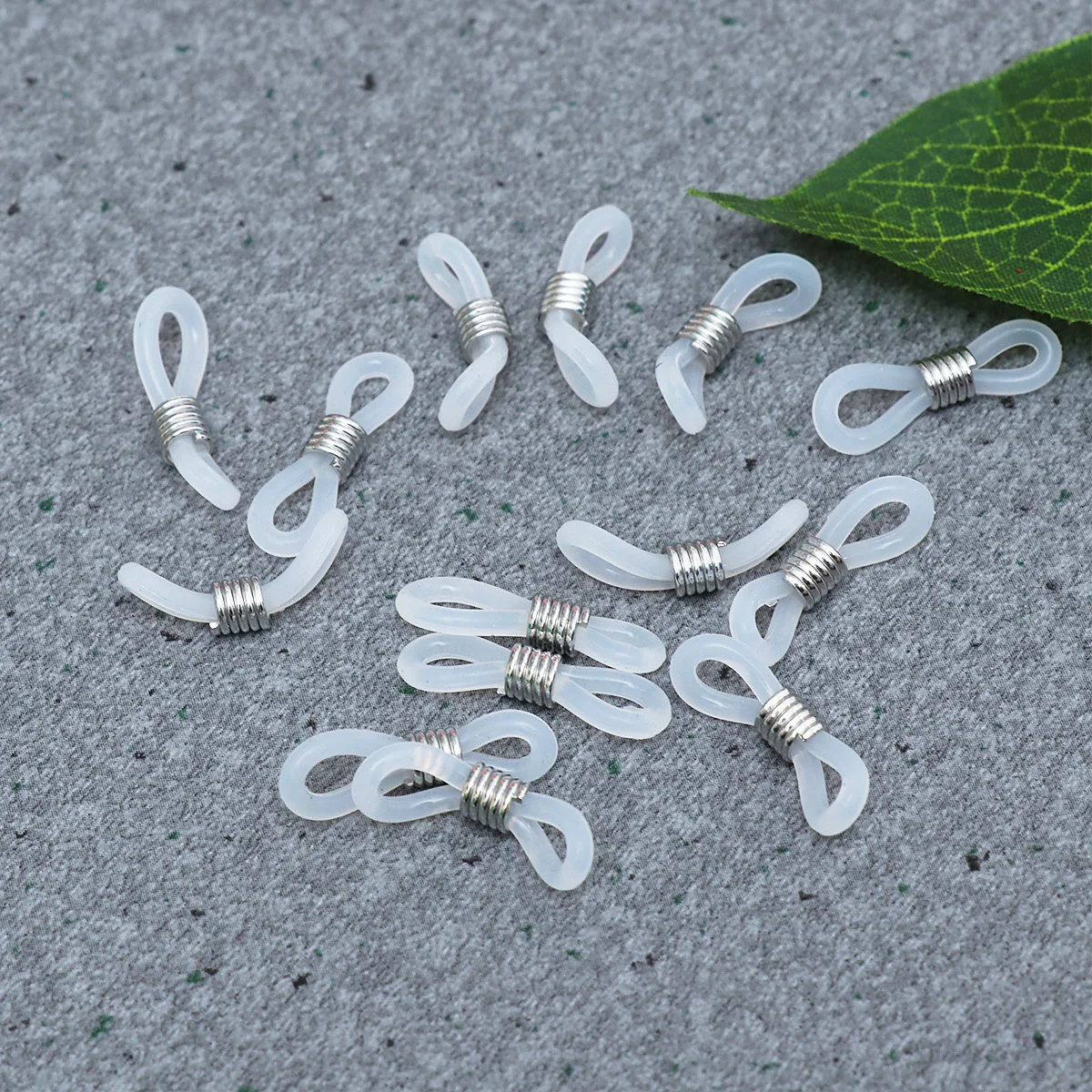 

100Pcs Eyeglass Chain Fixing Silicone Rings Adjustable Non Slip Holder Glasses Chain Cord Tying Ring Accessories