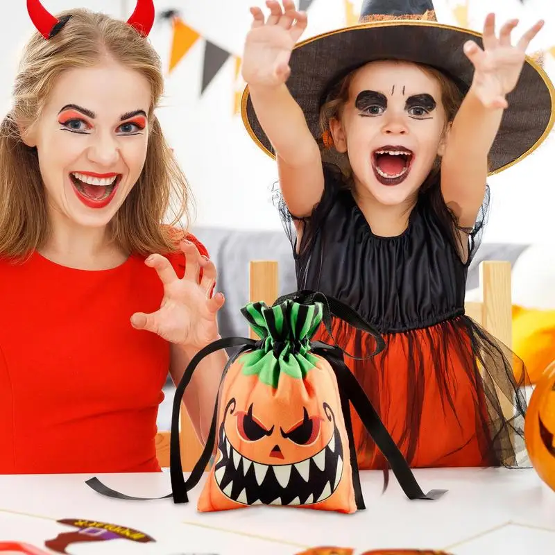 ΠΡΠΈΠ³ΠΈΠ½Π°Π»ΡΠ½ΡΠ΅ ΡΡΠΌΠΎΡΠΊΠΈ Π΄Π»Ρ Π₯ΡΠ»Π»ΠΎΡΠΈΠ½Π°, ΡΡΠΌΠΎΡΠΊΠΈ Π΄Π»Ρ ΡΠΎΠ·ΡΠ³ΡΡΡΠ΅ΠΉ ΠΈΠ»ΠΈ Π»Π΅ΡΠ΅Π½ΠΈΡ ΠΊΠΎΠ½ΡΠ΅Ρ, Π΄ΠΆΡΡΠΎΠ²ΡΠ΅ ΠΌΠ΅ΡΠΊΠΈ Π½Π° ΡΠ΅ΠΌΠ°ΡΠΈΠΊΡ Π₯ΡΠ»Π»ΠΎΡΠΈΠ½Π°, ΡΡΠΌΠΎΡΠΊΠΈ Π΄Π»Ρ ΠΊΠΎΠ½ΡΠ΅Ρ Π½Π° ΠΊΠ°ΡΠ½Π°Π²Π°Π» ΠΡΠΈΠ³ΠΈΠ½Π°Π»ΡΠ½ΡΠ΅ ΡΡΠΌΠΎΡΠΊΠΈ Π΄Π»Ρ Π₯ΡΠ»Π»ΠΎΡΠΈΠ½Π°, ΡΡΠΌΠΎΡΠΊΠΈ Π΄Π»Ρ ΡΠΎΠ·ΡΠ³ΡΡΡΠ΅ΠΉ ΠΈΠ»ΠΈ Π»Π΅ΡΠ΅Π½ΠΈΡ ΠΊΠΎΠ½ΡΠ΅Ρ, Π΄ΠΆΡΡΠΎΠ²ΡΠ΅ ΠΌΠ΅ΡΠΊΠΈ Π½Π° ΡΠ΅ΠΌΠ°ΡΠΈΠΊΡ Π₯ΡΠ»Π»ΠΎΡΠΈΠ½Π°, ΡΡΠΌΠΎΡΠΊΠΈ Π΄Π»Ρ ΠΊΠΎΠ½ΡΠ΅Ρ Π½Π° ΠΊΠ°ΡΠ½Π°Π²Π°Π»