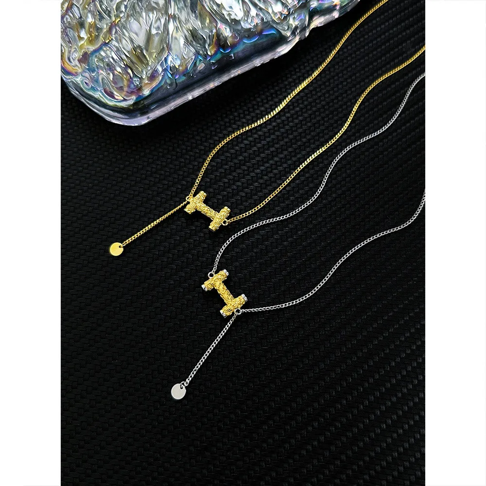 

Korean S925 Colorblock Letter H - Unique Premium, Tassel Vintage Women's Collar Choker