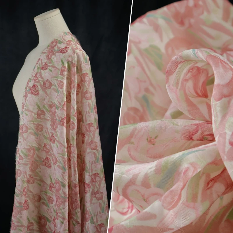 

Spring and Summer Countryside Style Rose Sweet Printed Jacquard Skin Friendly Drape for Skirt Shirt Hanfu Fabric