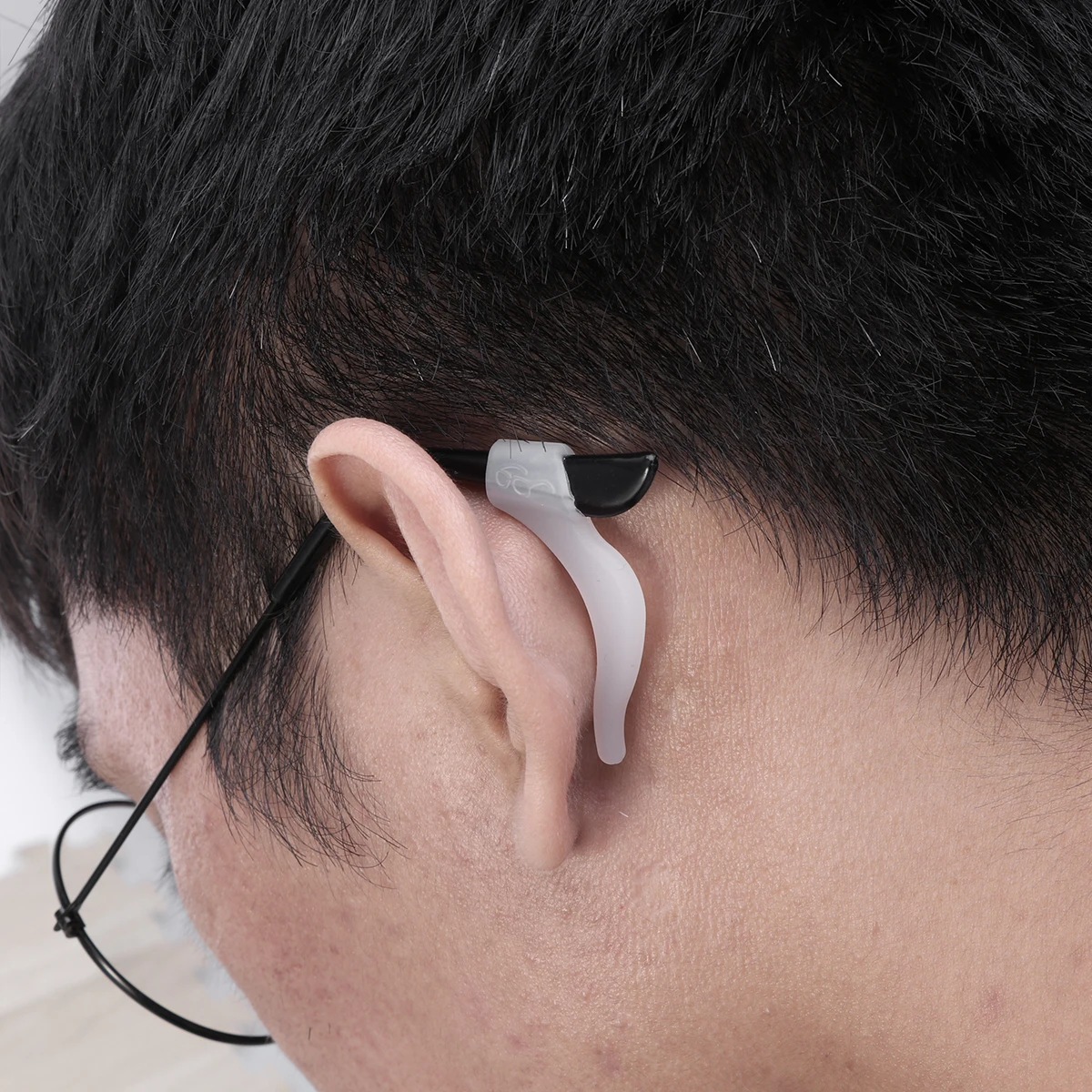 

Eyeglass Antiskid Ear Pads Silicone Glasses Temple Tips Non-slip Cushions for Running Exercise Ear Grippers Sleeves