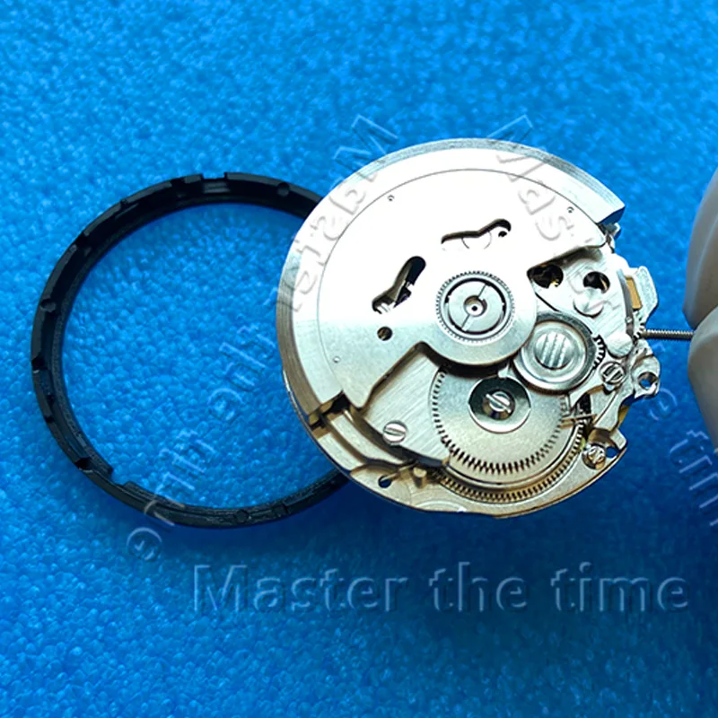 New China Made NH35 Automatic Mechanical Movement High Accuracy 24 Jewels Mod Watch Replacement Japan NH35 Date At 3:00