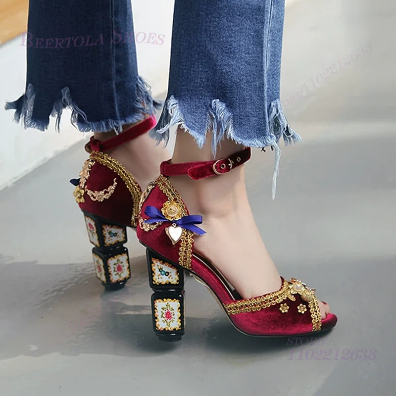 

Red Velvet Square Stone Heels Embroidered Totem Woman Crown Sandals Pink Girl Cute Princess Style Peep Toe Open Pump Black Shoes