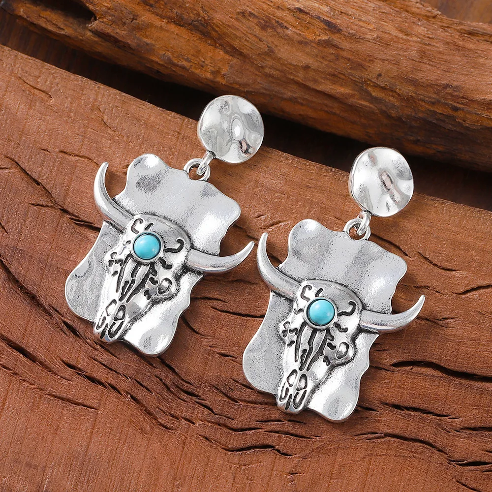 Cowgirl Earrings for Women Vintage Steer Skull Earrings Texas Buffalo Animal Horn Cattle Charms / Southwestern Style Skull Hoops