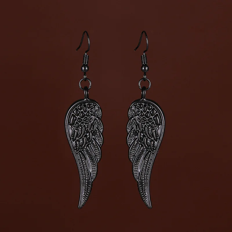 Gothic Retro Black & Silver‑Tone Angel Wing Feathers Dangle Earrings for Women, Dark‑Style Ear Jewelry, Halloween Party Accessory, Stylish Gift for Her