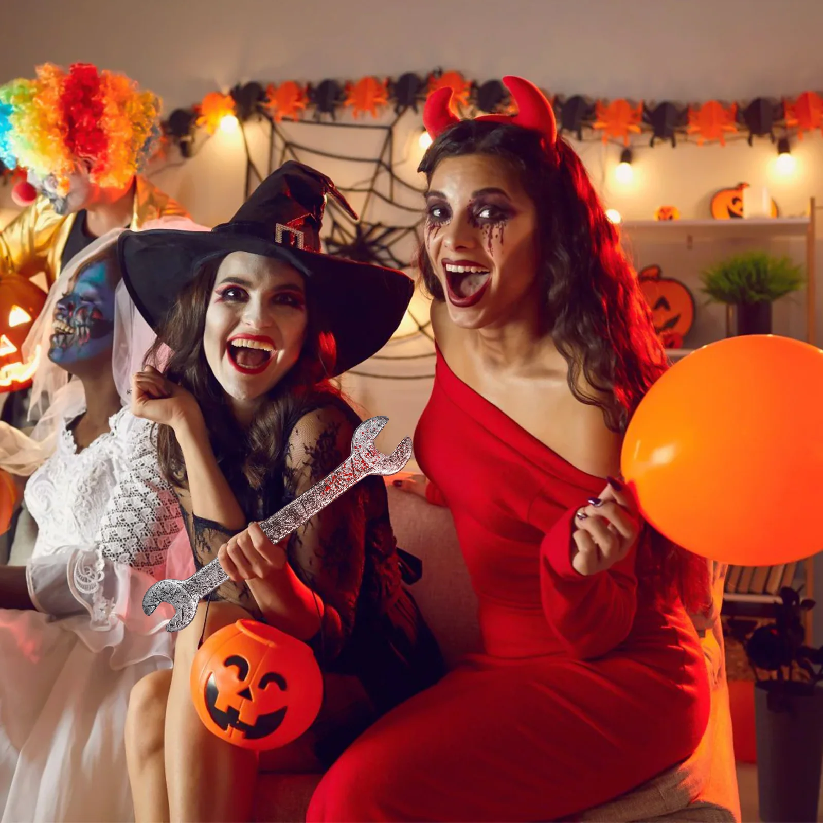 2 قطعة مفتاح ربط الدموي المقلد البلاستيك وهمية المفك لحفلة الهالوين مسكون ديكورات منزلية خدعة صور الدعامة #5