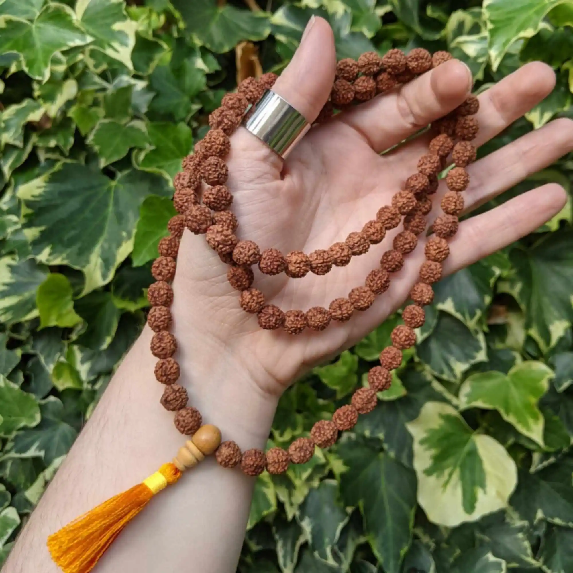 8mm Natural Aromatic brown round Sandalwood Brass Om bracelet Party Beaded Classic Semi-Precious Stones Prayer