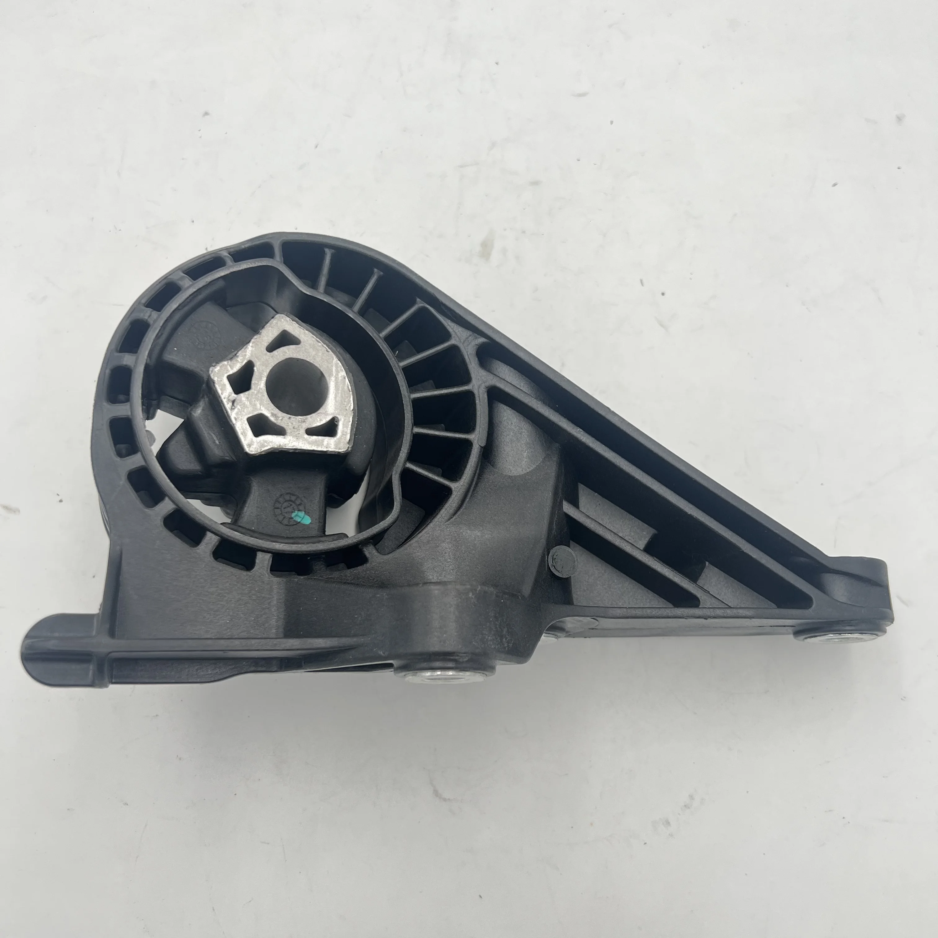 Engine Mount 84454831 for Chevrolet Blazer Traverse GMC Acadia   84883991 84227352