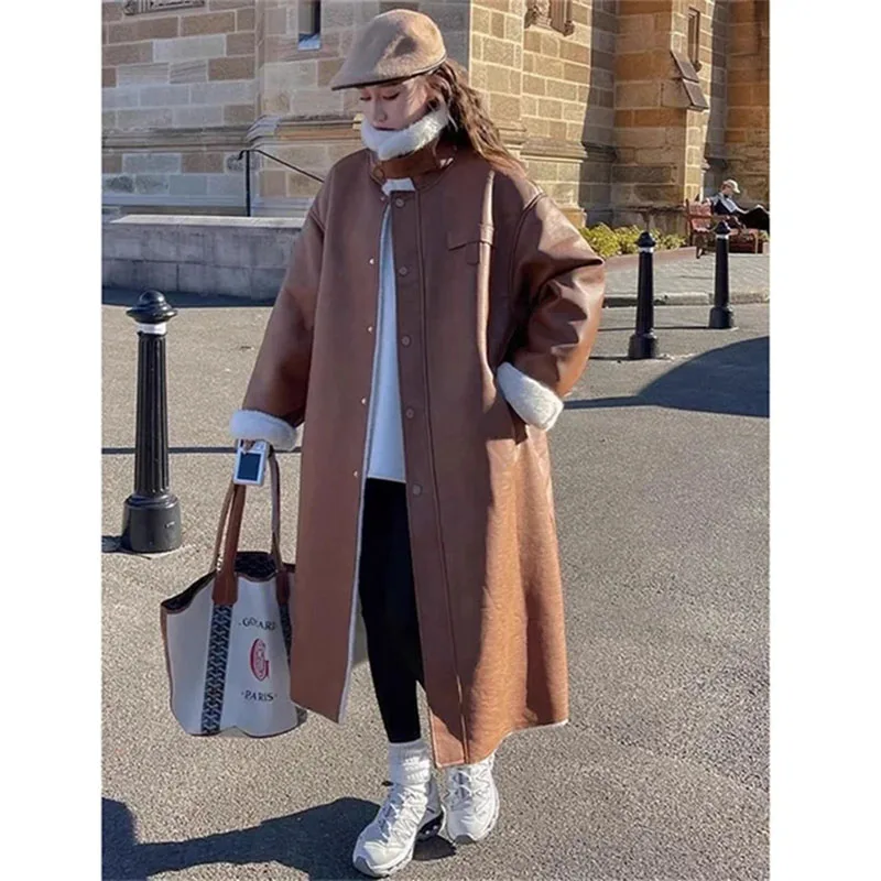 Chaqueta de piel sintética marrón para mujer, abrigo Retro de piel de cordero de ante con terciopelo y pelo de conejo grueso, Chaqueta larga de algodón para mujer, invierno, 2024