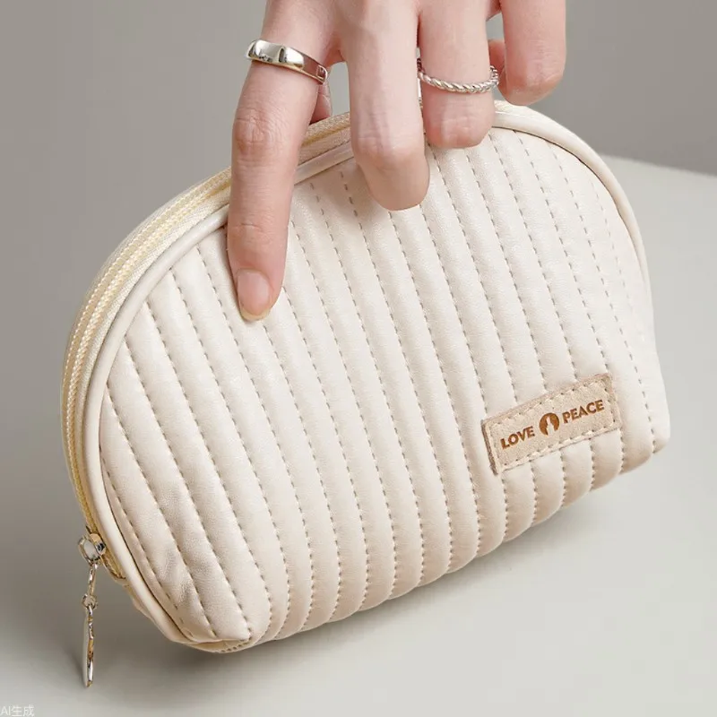 

Women Leather Makeup Bag Home Storage Bags Travel Outdoor Waterproof Toiletries Organizer Sanitary Pad Cosmetiquera Organizer