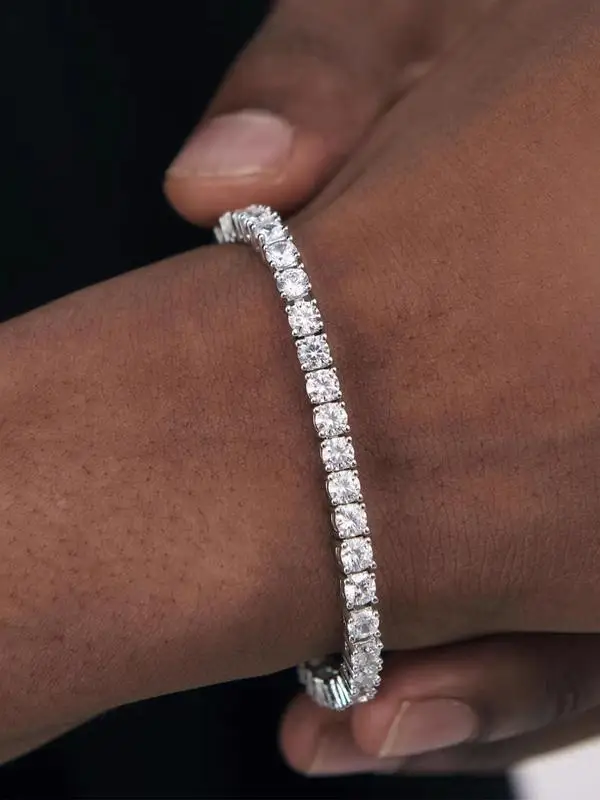 

Summer Rhinestone Decorated Trendy Bangle, Rhinestone Decor Bangles, Rhinestone Bracelet, Copper Bracelet, Elegant Fashion Accessories for Women & Men Daily Wear, Minimalist Aesthetic Jewelry Gift