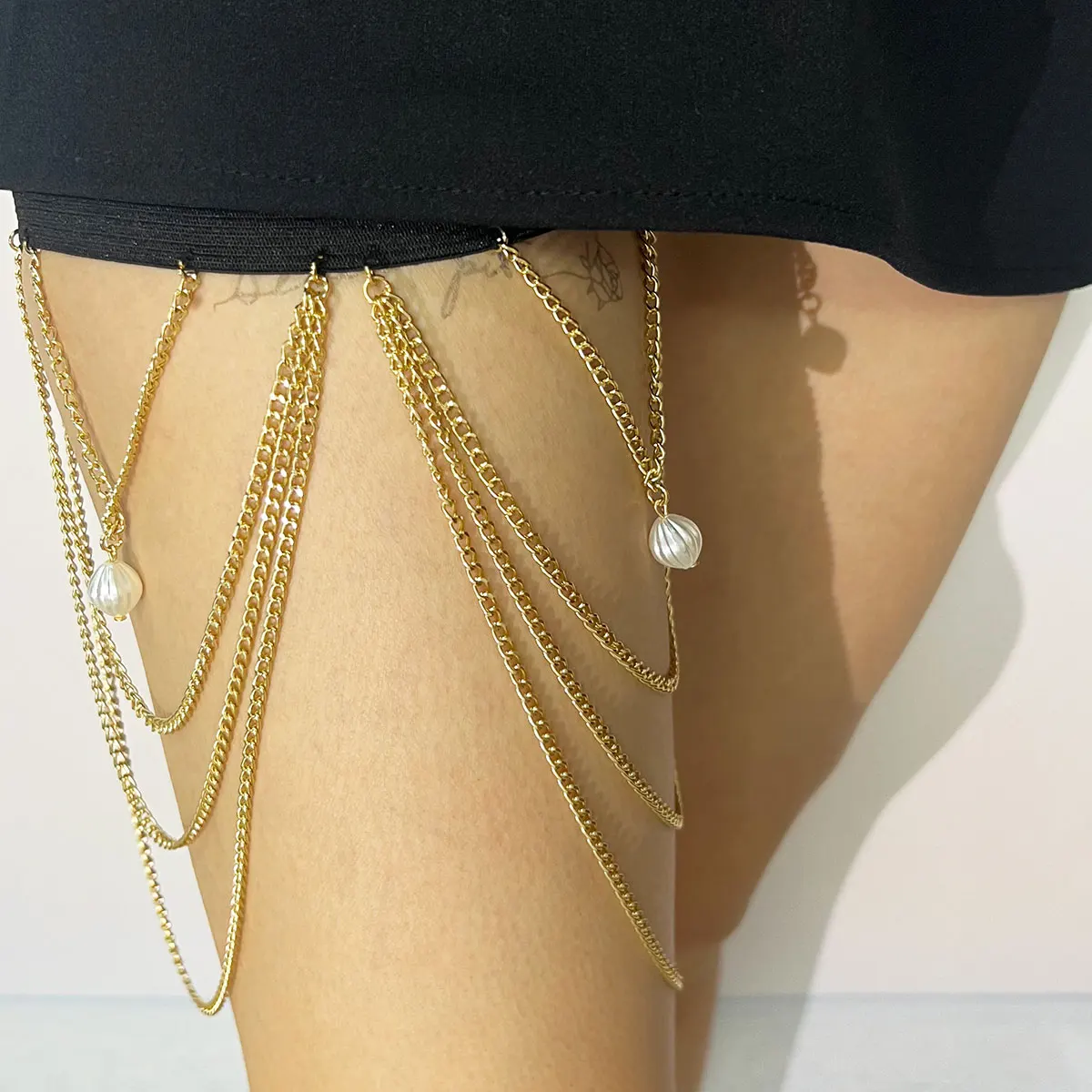 مجوهرات جسم معدنية بسيطة مثيرة ، أزياء شخصية ، إكسسوارات مطرزة للسيدات ، سلسلة الساق ، صورة الشارع ، فستان حفلات النادي الليلي