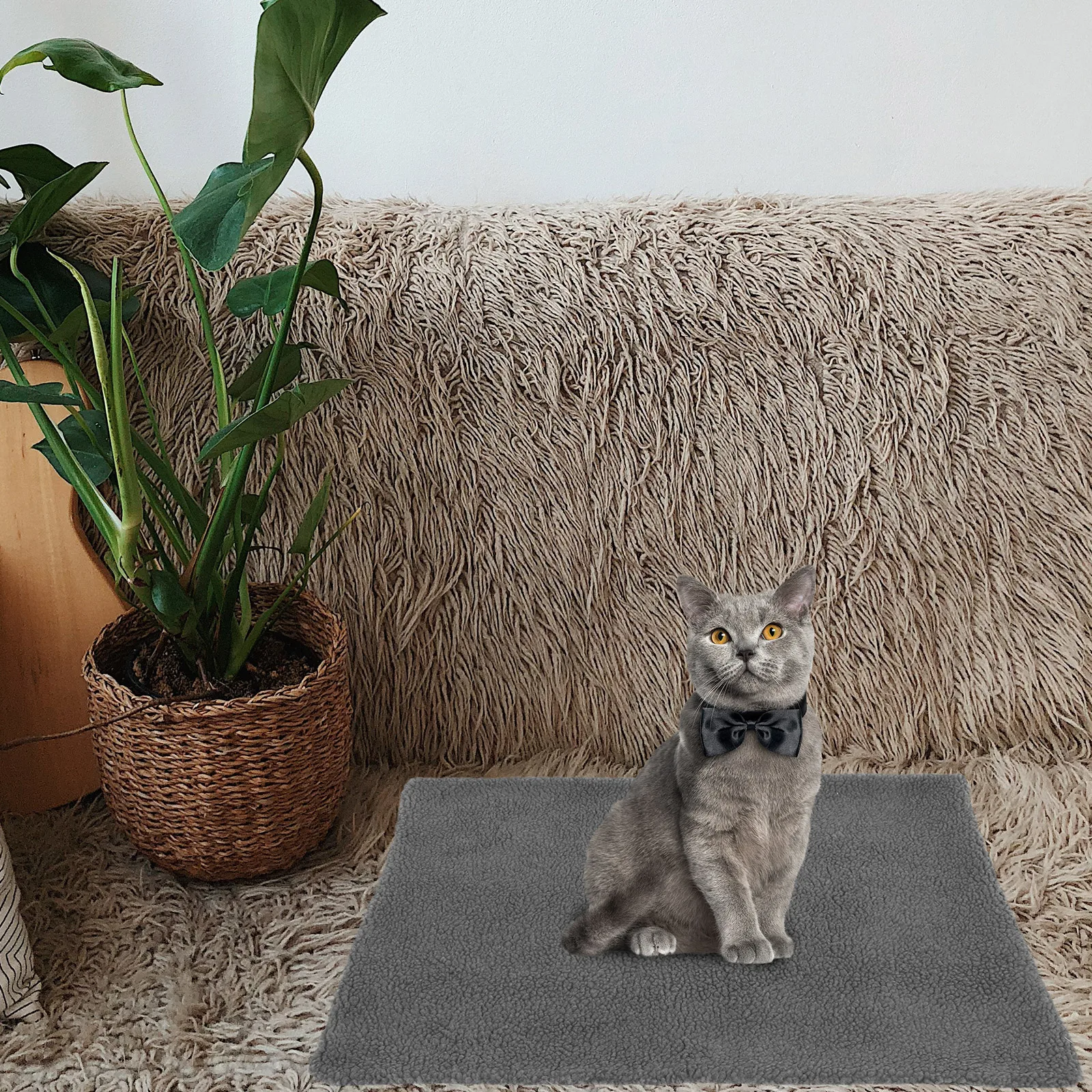 

Heating Blanket Pet Warm Comfortable Puppy Bed Cat Warming Dog Pad Grey Animal Blankets