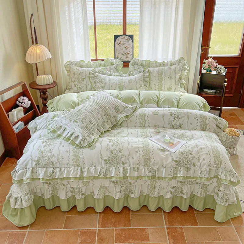 Princess Bedroom All Cotton Four Piece Set with Lotus Leaf Lace Duvet Cover Suitable for All Seasons Rustic Style Size 1.2/2m