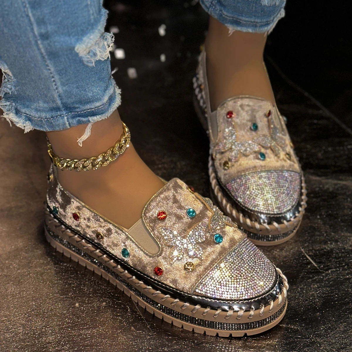

Women's Rhinestone Sequins Decorated Shallow-mouthed Low-cut Shoes 2025 Spring and Autumn New Thick-soled Joker Love Shoes.
