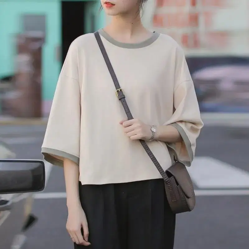 

Женская футболка больших размеров в корейском стиле с круглым вырезом, без рукавов, в стиле пэчворк, свободного кроя, летний топ для фигуры типа «груша» с эффектом похудения