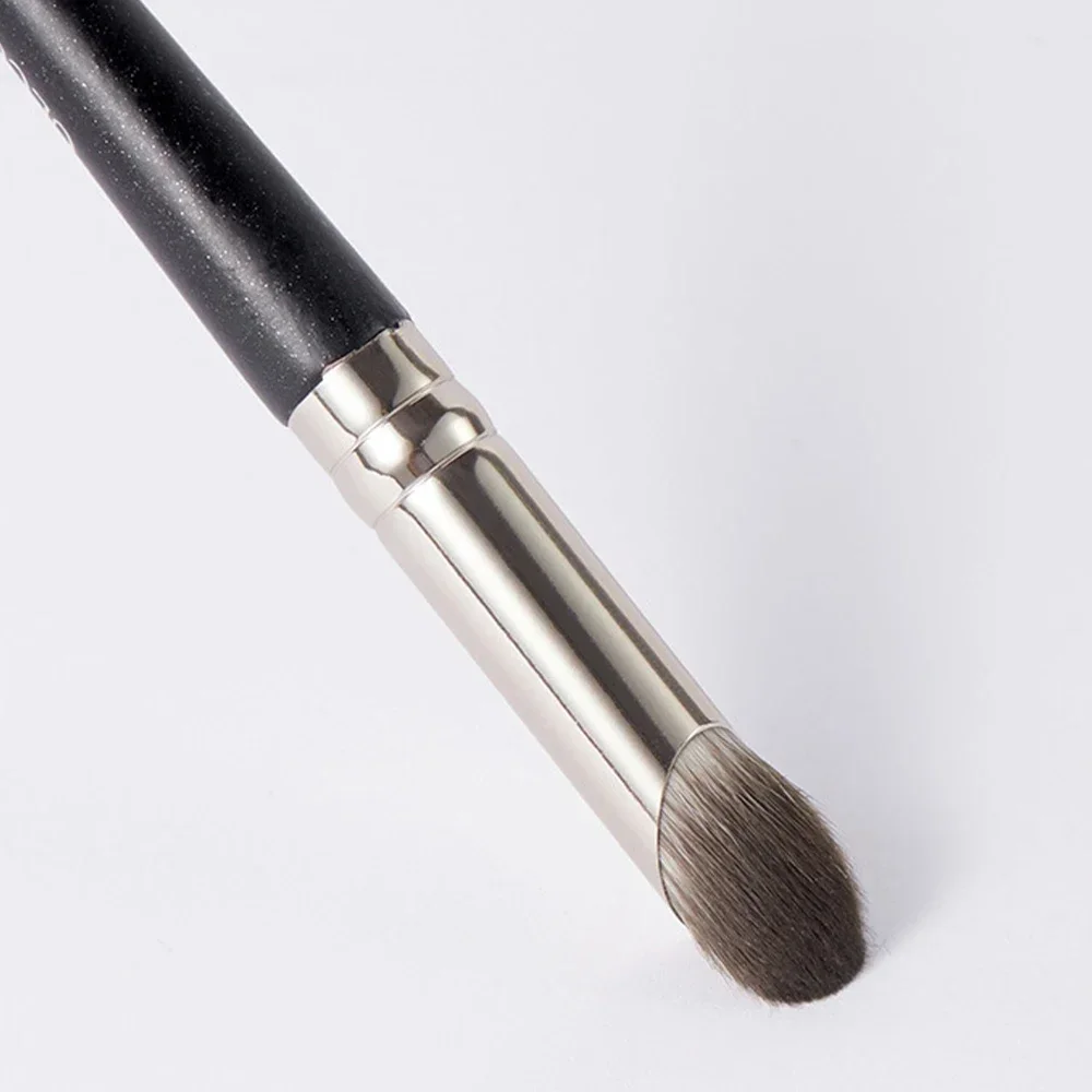 Heallor Professional Makeup Brushes Finger Belly Head Cover Dark Circles Foundation Concealer Brush Cosmetic Face Detail Beauty