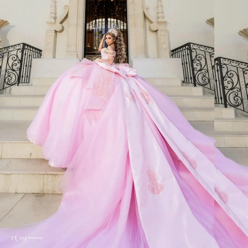 Розовые платья Charro Quinceanera, бальное платье с открытыми плечами и кристаллами, мексиканские милые платья 16, 15 Anos по индивидуальному заказу