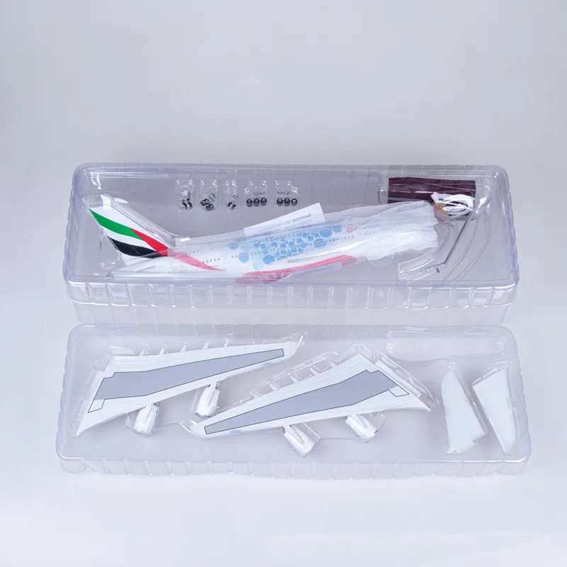 1:160 Scale 45CM Diecast Model Emirates Expo 2020 DUBAIAUE Airlines Airbus A380 Resin Airplane Collection Display For Children