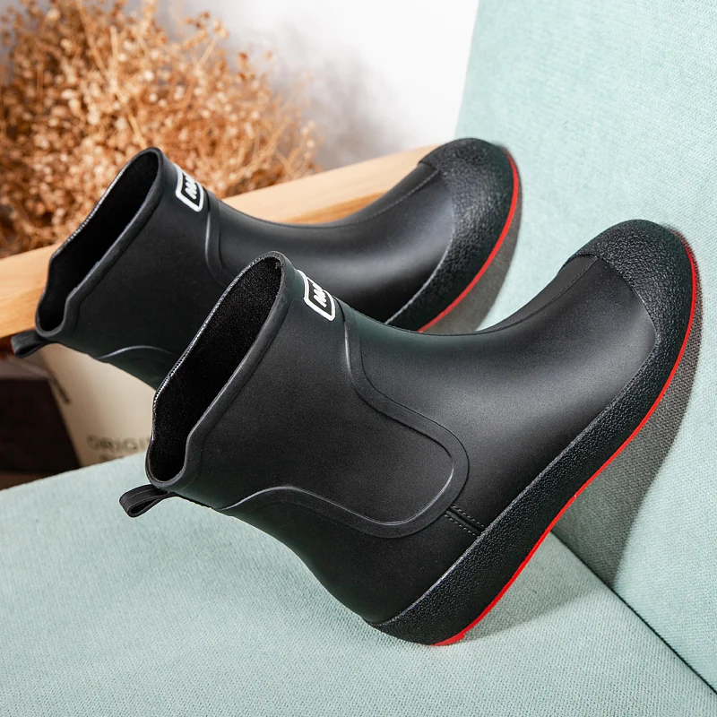Rain Boots Women Designer Shoes For Men Rubber Ankle Boot Black Waterproof Wear-Resistant Outdoor Couple Shoe Round Toe Flat Bot