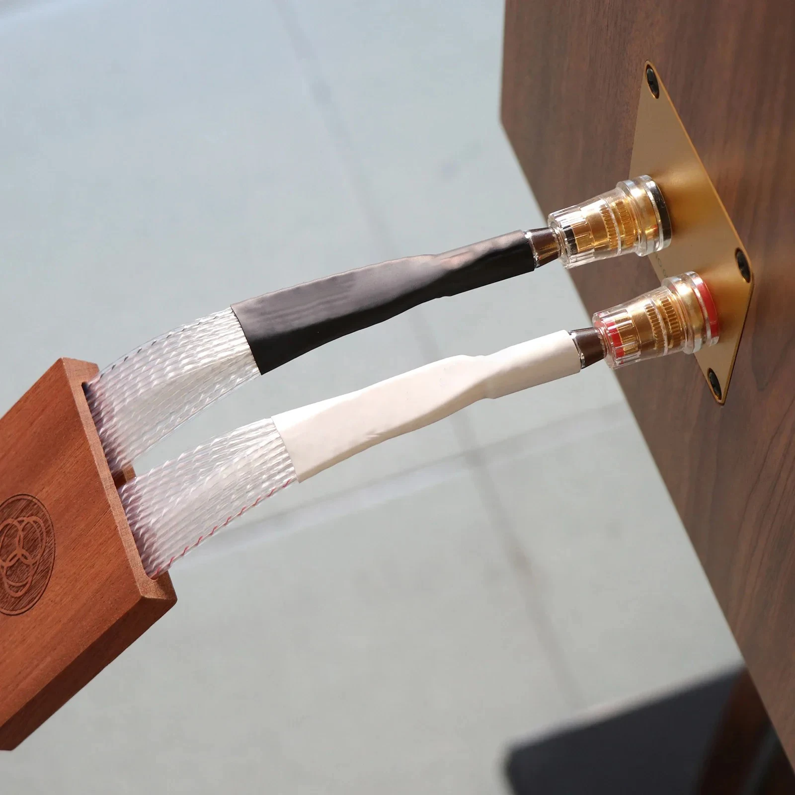 زوج 8N OCC كابل مكبر صوت مطلي بالفضة كابل قرن مكبر صوت الموز إلى Y المجرف ومقابس الموز Z لمضخم الأقراص المضغوطة