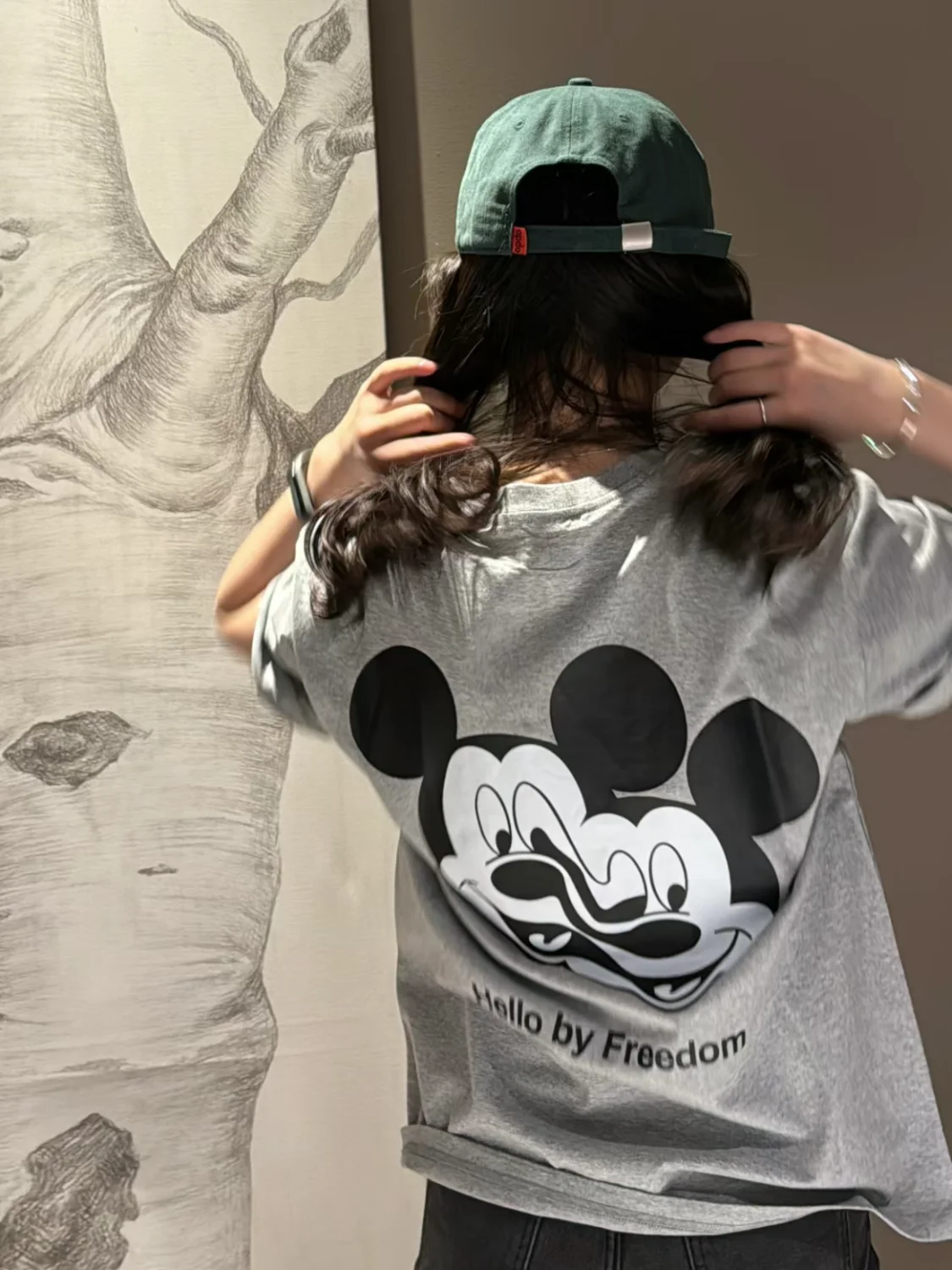 

Pure Cotton Japanese Cartoon Animation Disney Mickey Short-sleeved T-shirt Women's Summer New Casual Versatile Half-sleeved Top