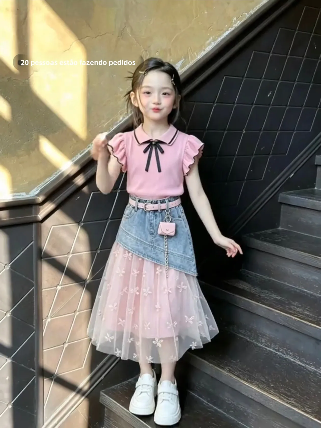 completo-due-pezzi-stile-principessa-con-top-rosa-con-dettagli-a-fiocco-e-gonna-in-denim-a-vita-alta-a-trapezio-per-ragazze-outfit-estivo-dolce