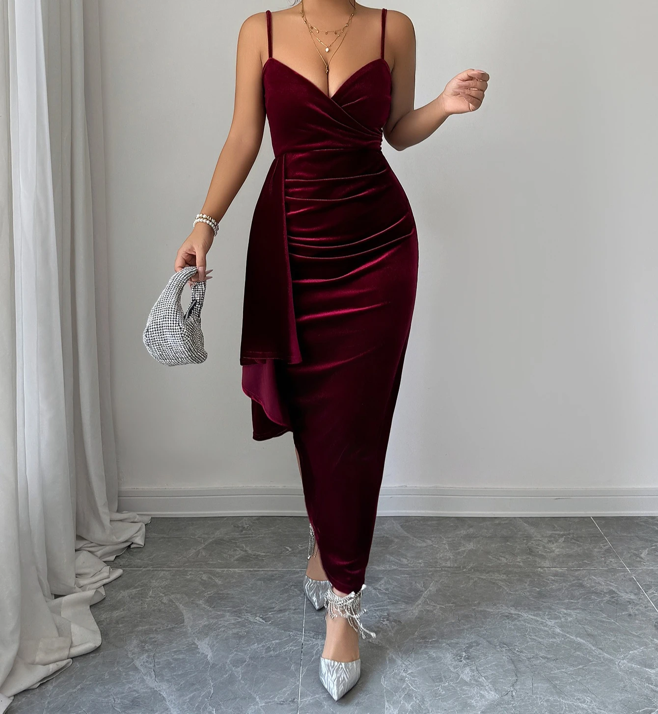 Elegante en hoogwaardige lange rokjurk met hemdje voor dames herfst/winter 2025