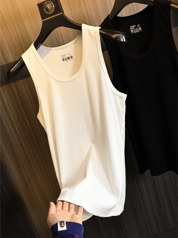 Base Layer Top - Wygodna, oddychająca męska koszulka bez rękawów
