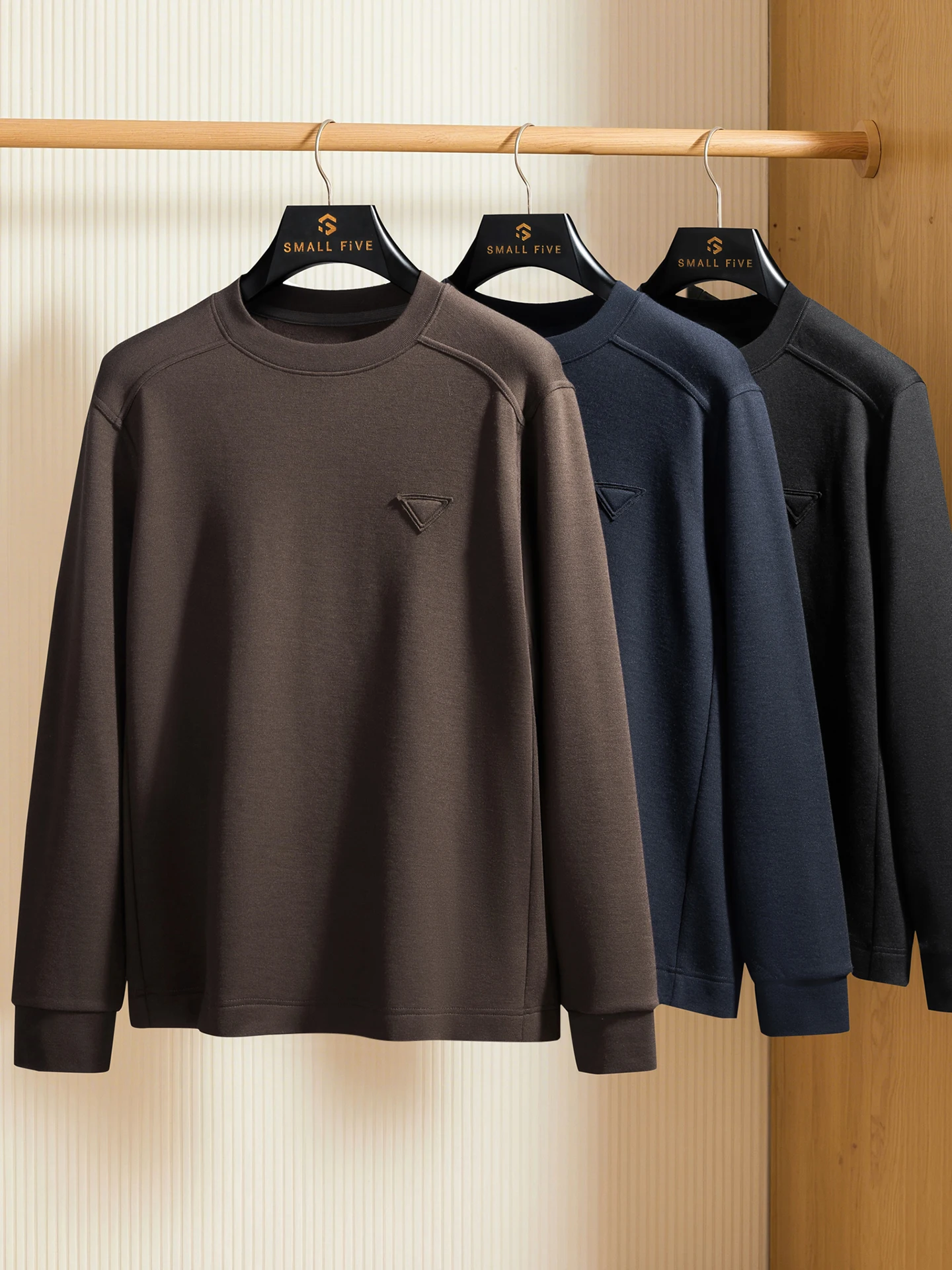 

Italian Sle Men's Long Sve Knitted T-irt Fce Inner round Ne Winter Base irt Skin-friendly Breathable Warmth