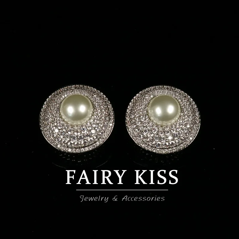 Medieval  ear Studs  Pearl Zircon High-Quality Pavé Retro Temperament Earrings