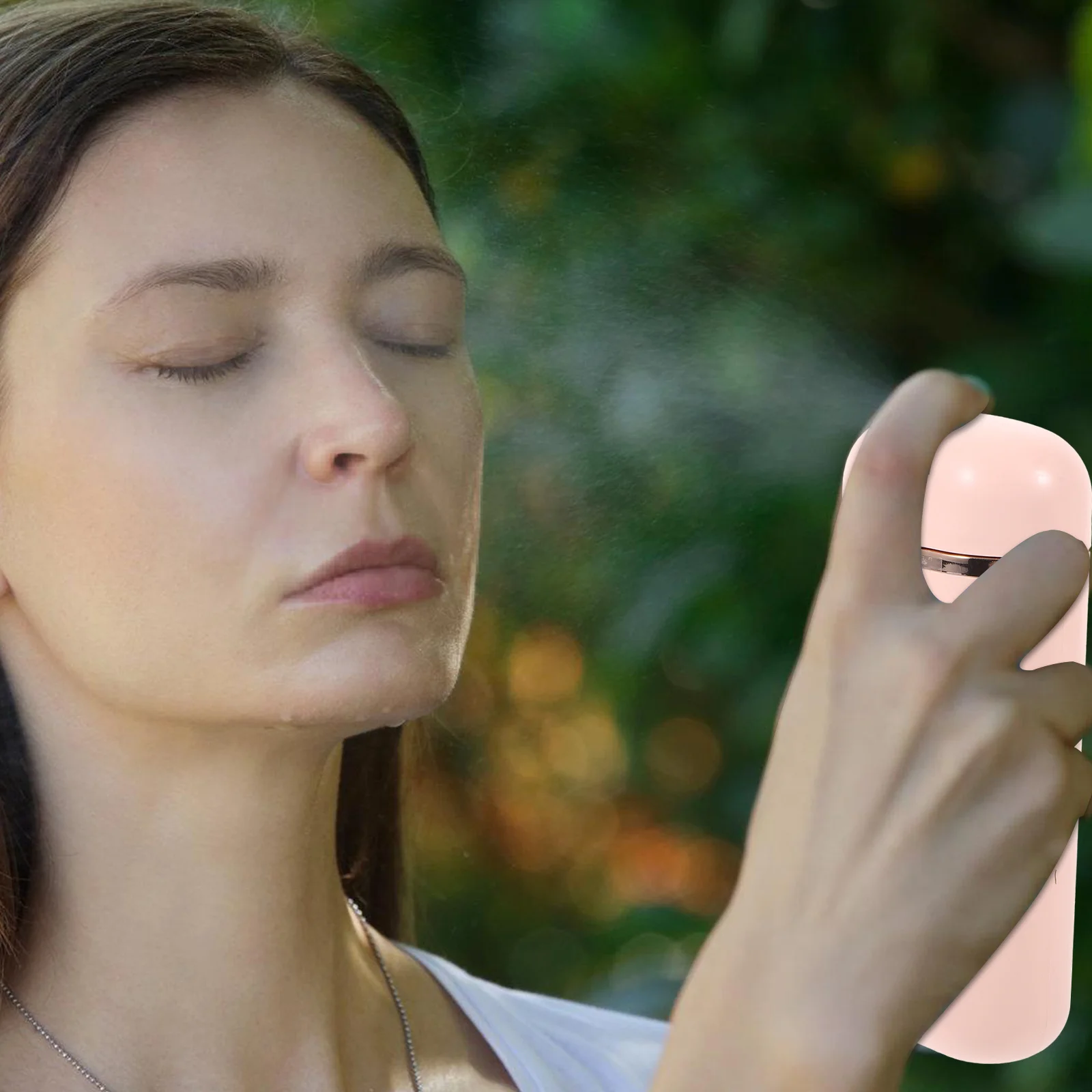 

Handheld Facial Mister Small Portable Face Steamer Quick Moisturizing Mist Spray for Essence Absorption Salon Facial Mister