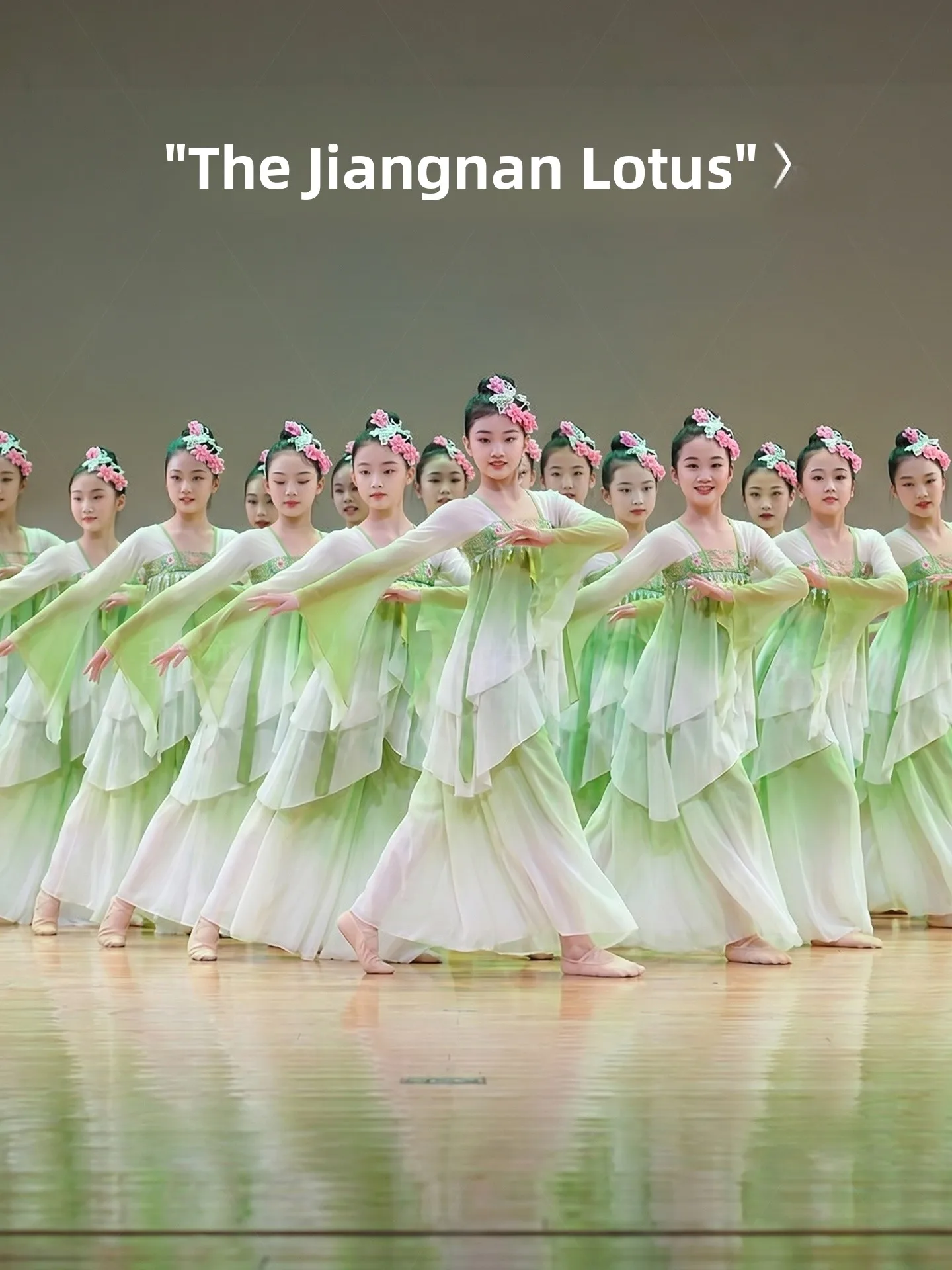 

Classical Dance Performance Costume Children's Tang Suit Female Version Spring Dance Outfit Traditional Chinese Ethnic Wear