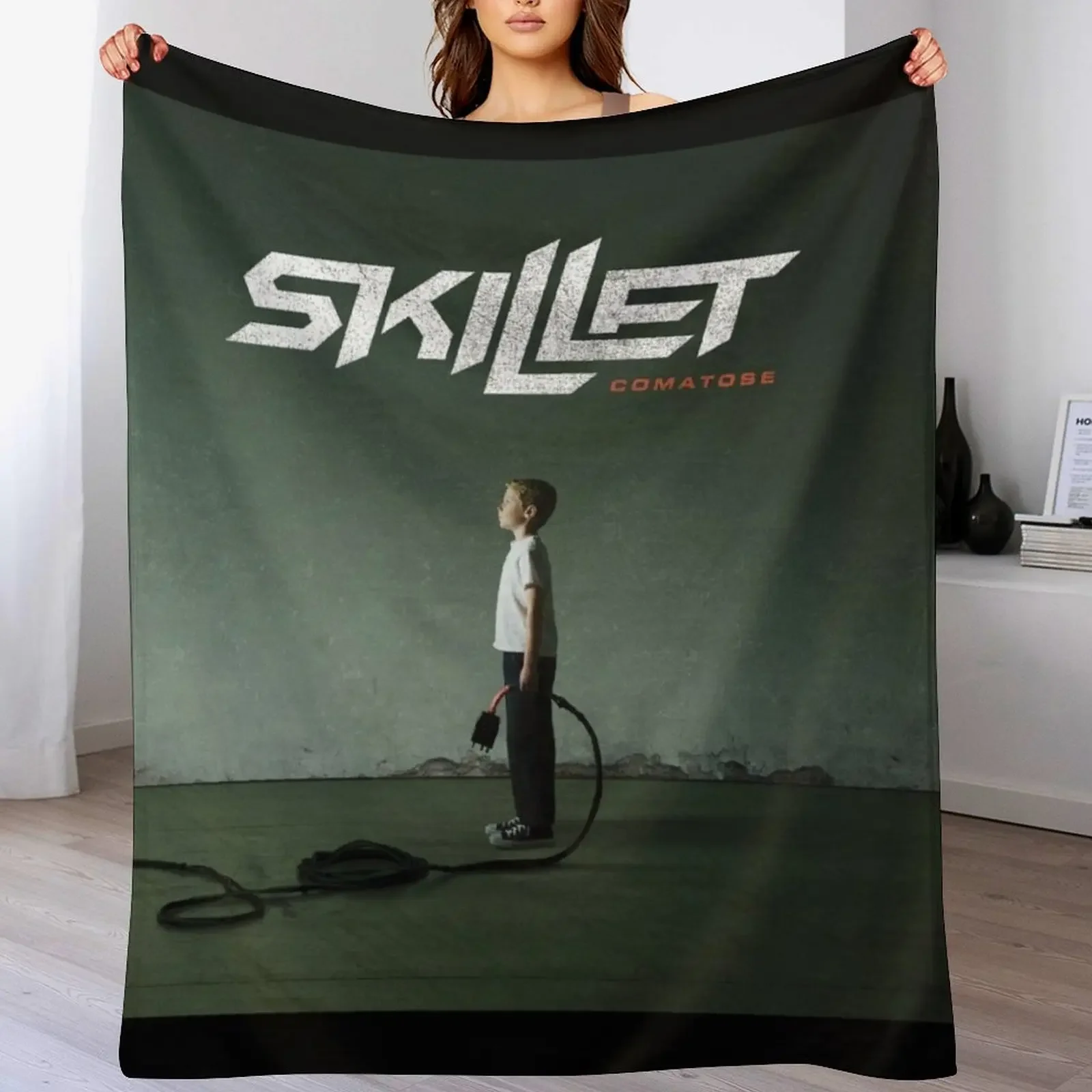 Skillet comatose 2 Throw Blanket Decorative Beds Tourist Personalized Gift Blankets