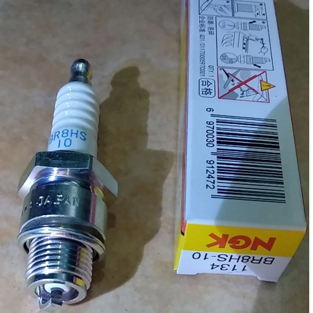 Spark Plug  For Yamaha Tohatsu Suzuki Mercury Above 2 Stroke4 0Hp Outboard Spark Plug Ngk-Br8Hs Instead Of BR7