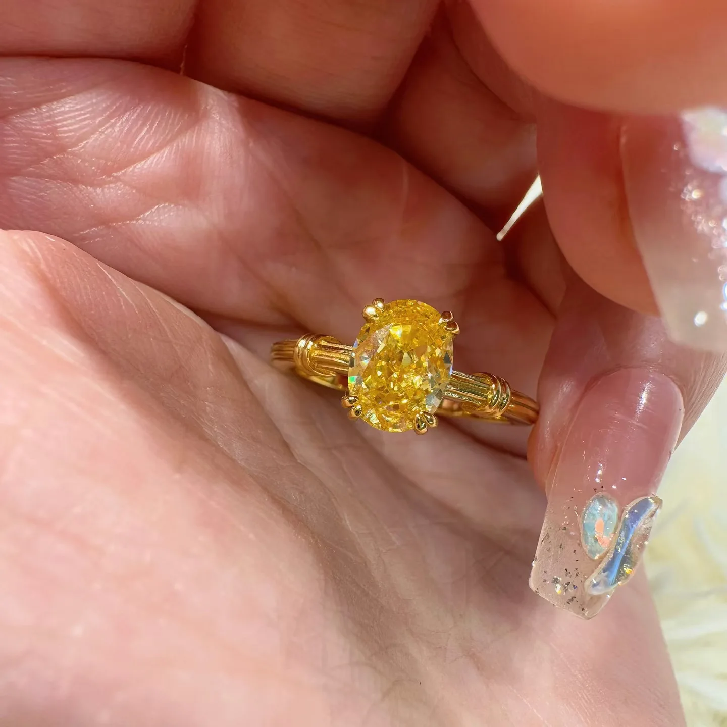 S925 Sterling Silver Fashion Knot Ring With Ice Flower Cut Pigeon Egg Yellow Diamond Exquisite High-end Opening Style For Ladies