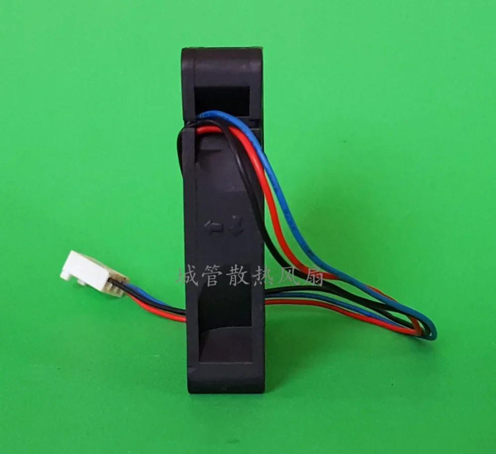 

Вентилятор охлаждения сервера Delta Electronics AFB0612LC 6B19 постоянного тока 12 В 0,12 А 60x60x13 мм 3-проводной