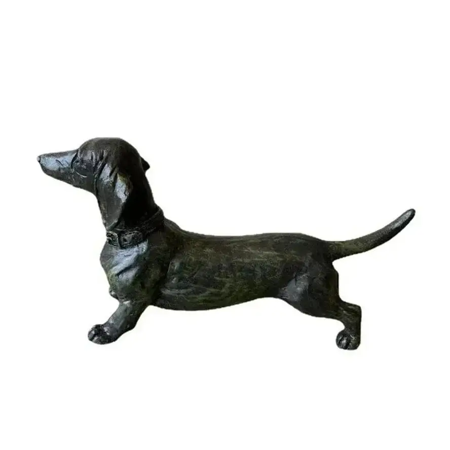 Figura Dachshund de resina negra artesanal para jardín y decoración - imagen 3