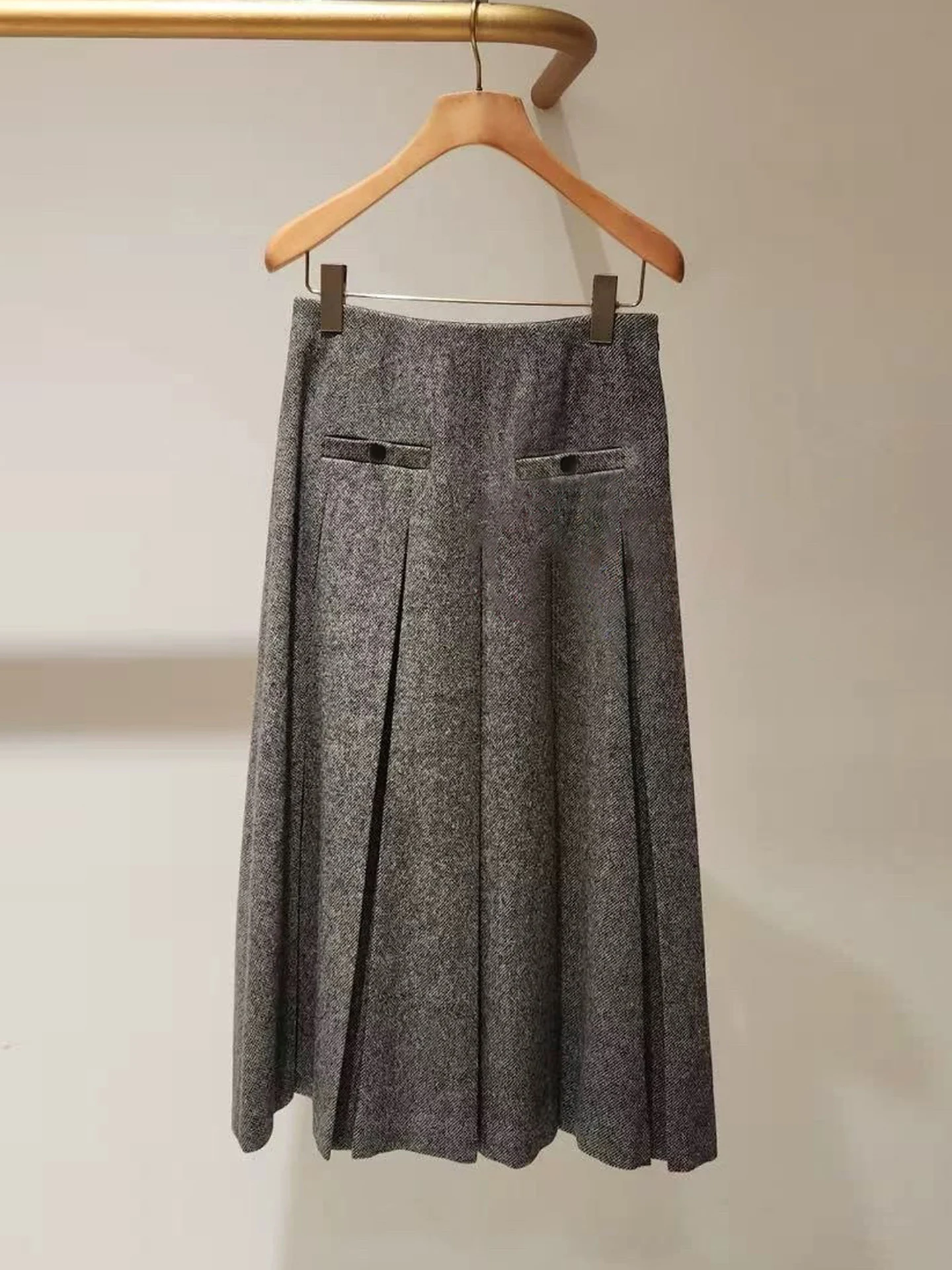 

Ele Long Woolen Plaid Skirt for Women Autumn Winter College Sle f-length Folded Simple Commute High Waist A-line Skirt