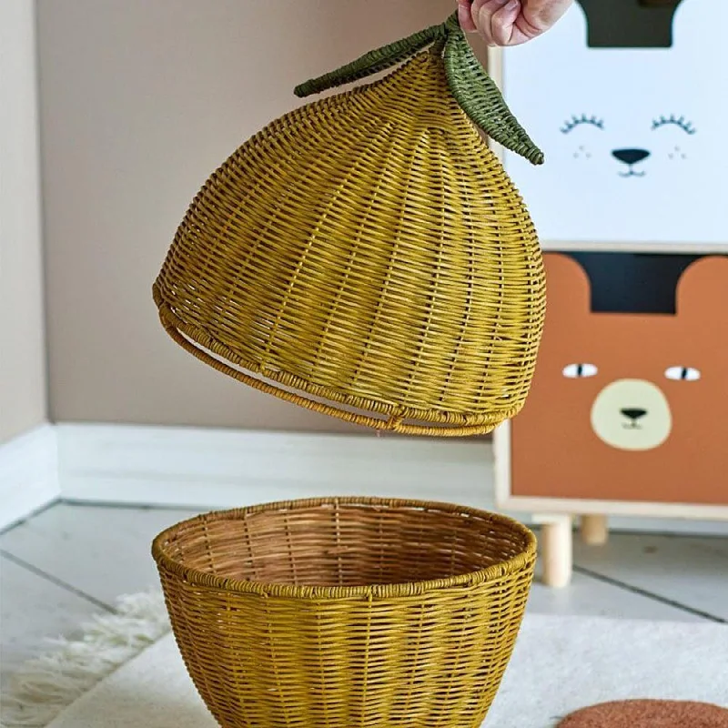 

Плетеная корзина ручной работы в форме лимона из ротанга: решение для хранения белья и игрушек, декоративный органайзер для отелей и гостевых домов с естественным шармом