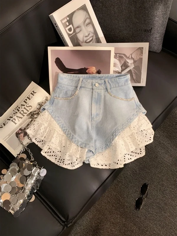 High Waist Lace Splice Washed Denim Shorts Women Summer Light Color Slimming Hot Pants Korean Style Commute Fashion