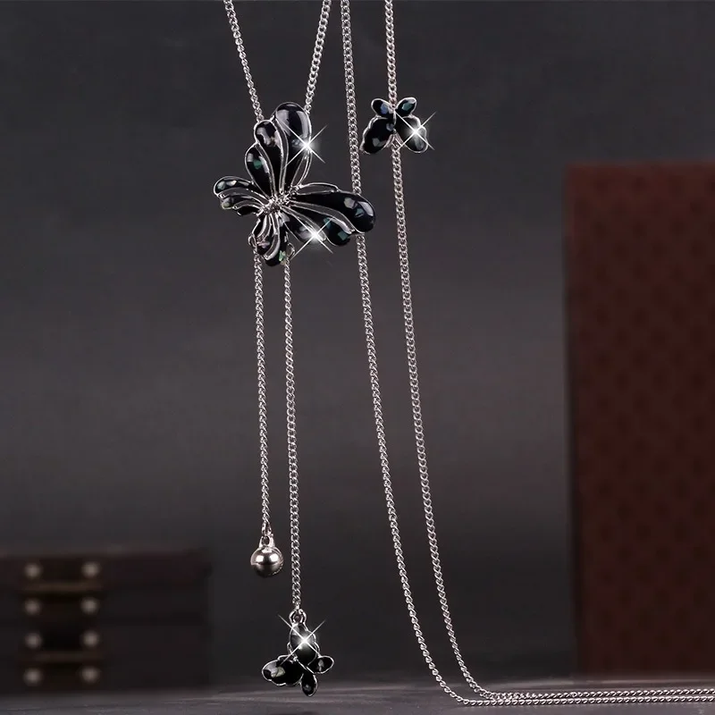 

Brand-new butterfly sweater chain length and versatile double butterfly necklace for women's sweater chains