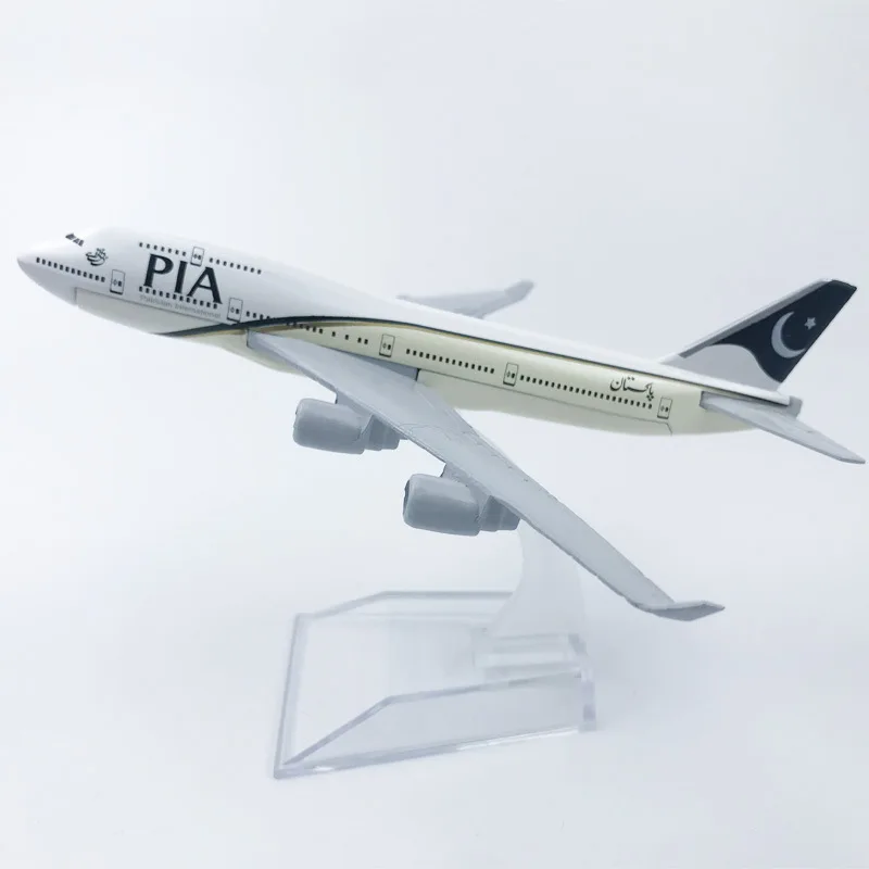 

Metal Alloy Diecast 16cm B747 Model Aircraft Pakistan Pia Airlines Plane Model Airplane Halloween Aeroplane Collection