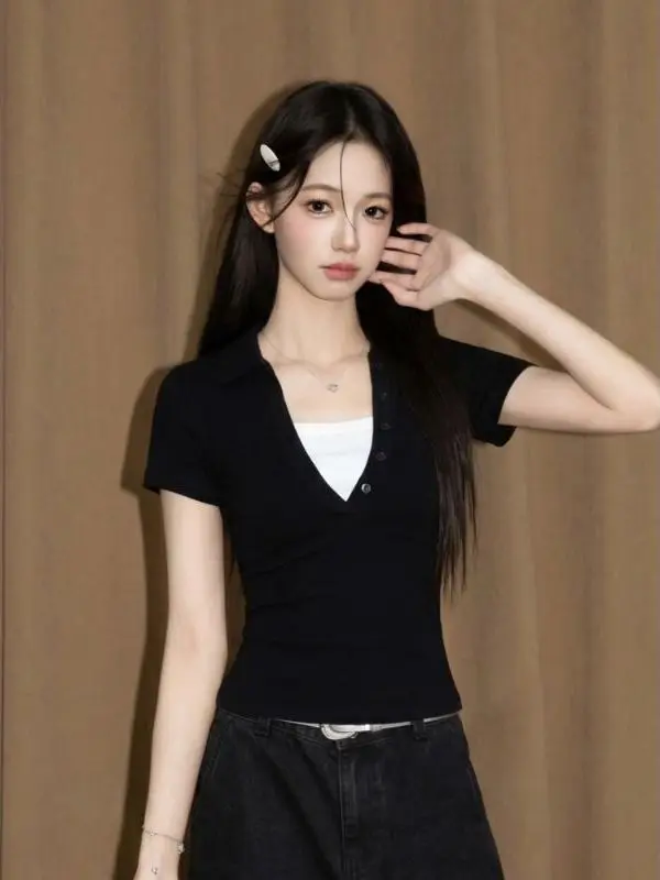 American Style Short Sleeve  Neck T-Shirt Women Slim Fit Summer Casual Cotton Polyester Blend Button Detail Top
