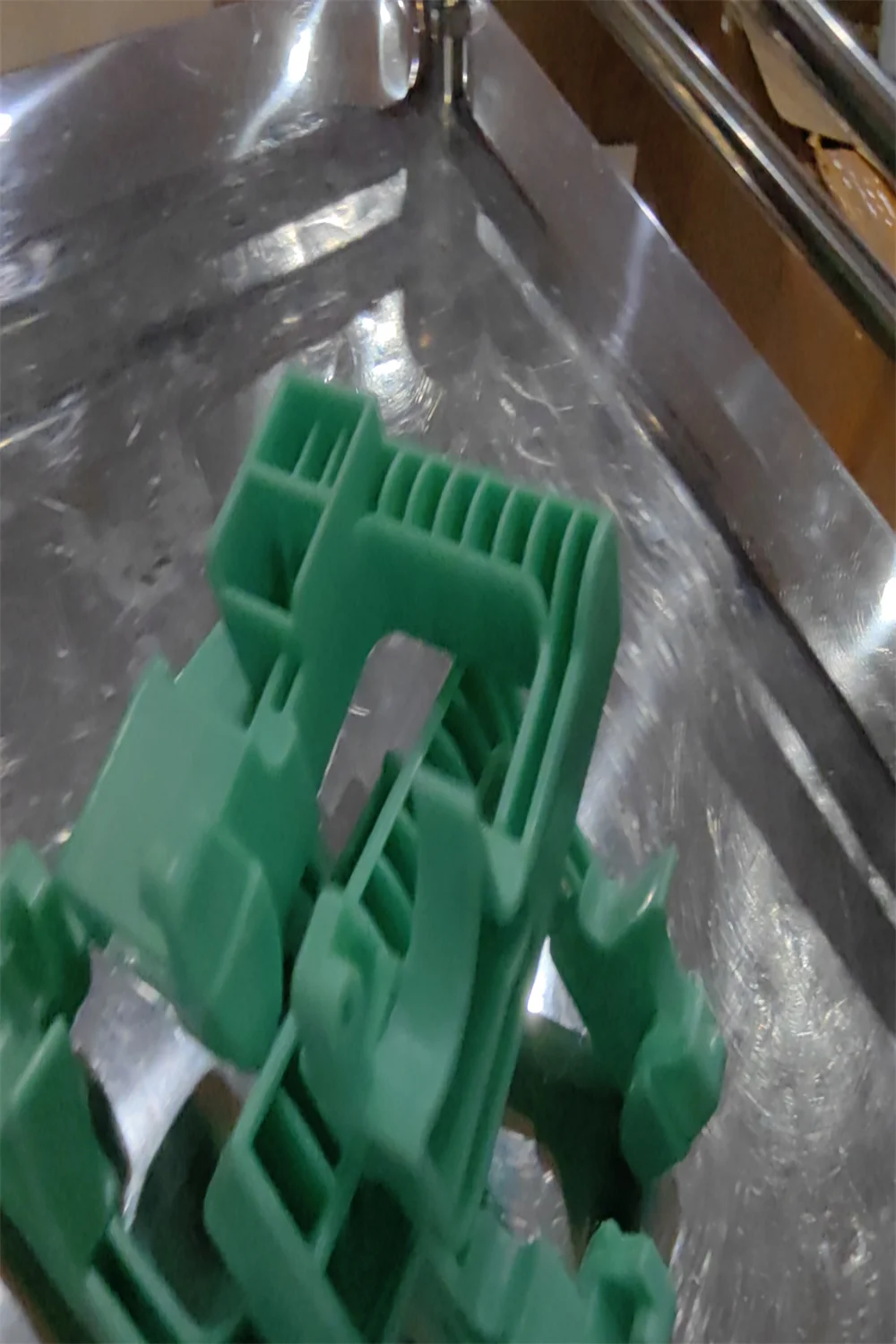 

5PCS B039-3360 B0393360 AF1015 Green Toner Lock Lever / Cam Handle for Aficio 1015 1018 1113 1115 2015 2018 1800 2000 2020 2500