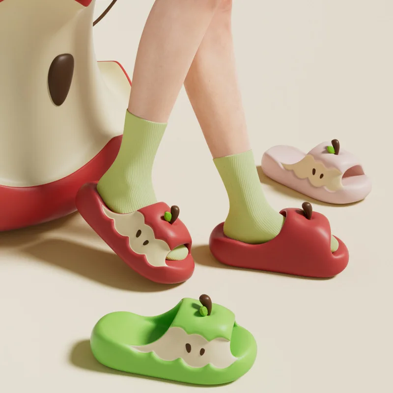 

2025 Cute Apple Themed Couple Sandals Thick Soled Home & Outdoor Wear, Lightweight and Soft with Shock Absorption