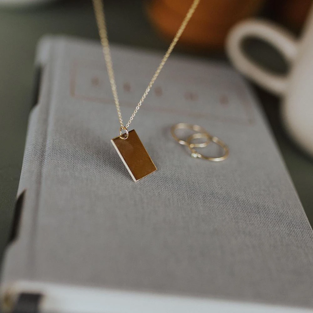 Minimalistische 18x12mm Rechteckige Anhänger-Halskette 14K Vergoldeter Edelstahl Schlichte Rechteckige Tag-Halskette für Frauen – Detail 8