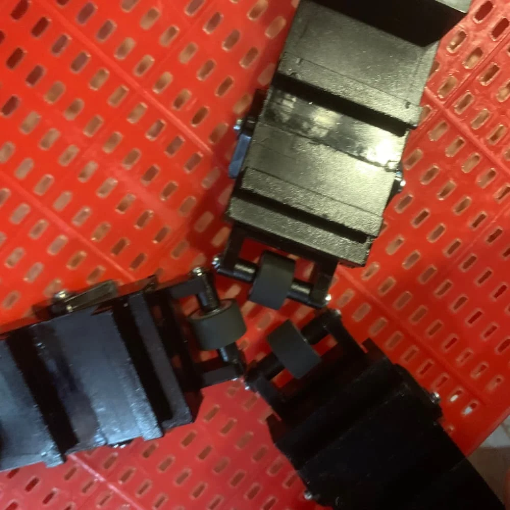 

4PCS P-cut PCUT pinch roller assembly pressure rubber rollers for pcut CT-900 1200 630 Vinyl cutter cutting plotter Assy Wheel