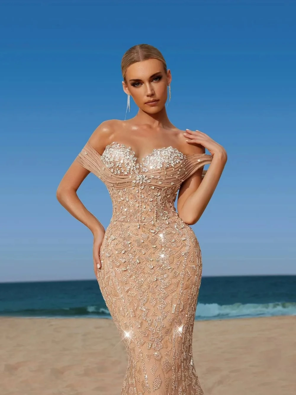 Glanzende kralen lieverd hals avondjurk prachtige kristallen off-shoulder bruiloft jurk op maat gemaakte zeemeermin lange galajurken